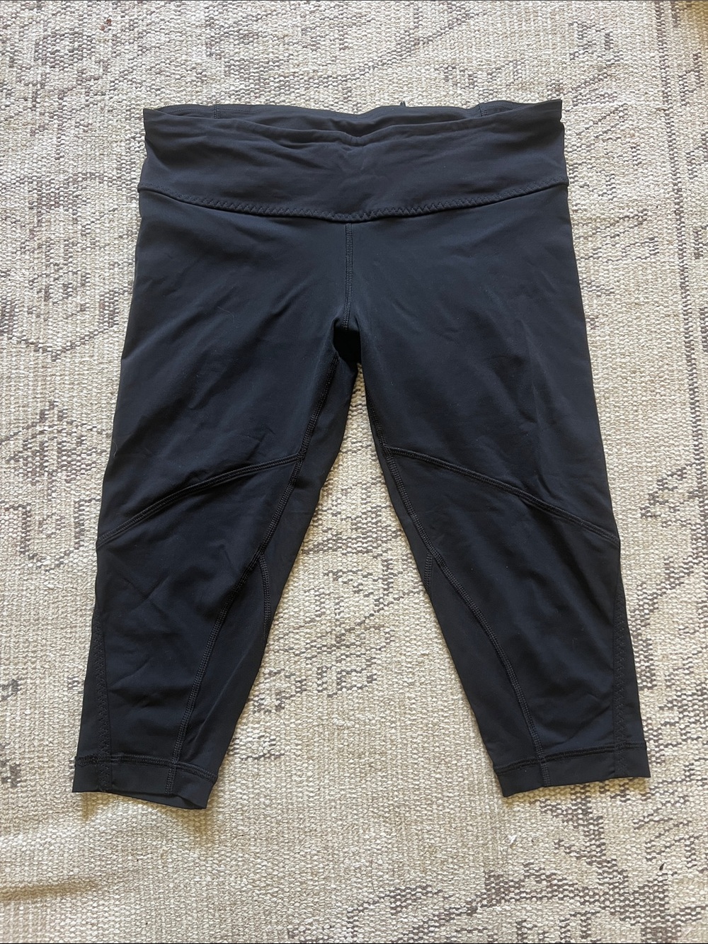 lululemon athletica Black Cropped Leggings